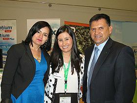Srta. Andrea Álvarez, Dra. Sally Mir y Sr. Pablo Varas