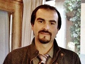 Dr. Álvaro González Villalobos
