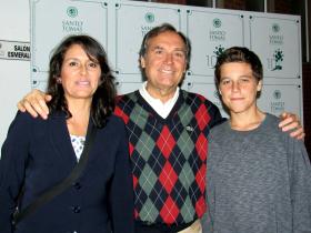 Sra. Pamela Ramos, Dr. Bruno Gandolfo y Sr. Renato Urrutia