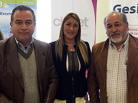 Dres. Jaime Vega, Srta. Marisol Aguilera y Dr. Marcos Vargas