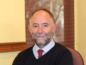 Dr. Manuel Fernández Valdecantos