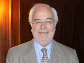 Dr. Óscar Neira Quiroga