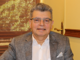 Dr. Carlos Rencoret del Valle