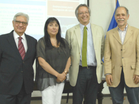 Dres. Ramiro Molina, Adela Montero, Óscar Arteaga y Prof. Juan Cortéz.