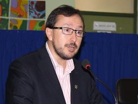 Dr. Enrique Seguel Soto