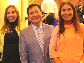 Sra. María Mercedes Zárate junto a Dres. Manuel Moreno y Griselda Lima
