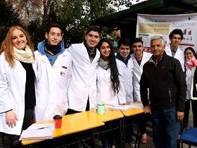 Alumnos de medicina UV, campus San Felipe