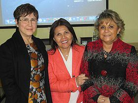 Dras. Elena Bustos, Orquídea Arredondo y Patricia Vernal