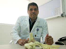 Dr. Roberto Muñoz Molina