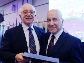 Dres. Alejandro Dapelo y Carlos Akel