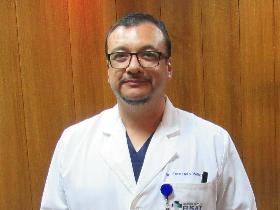 Dr. Fernando Véliz Campos