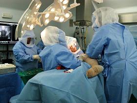 Primer trasplante de tejido óseo en la zona