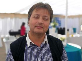 Dr. Gustavo Bresky Ruíz