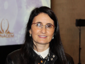 Dra. Verónica Mezzano Robinson
