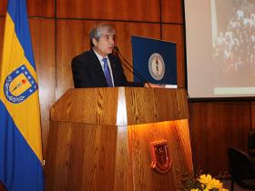 Sr. Carlos Saavedra Rubilar
