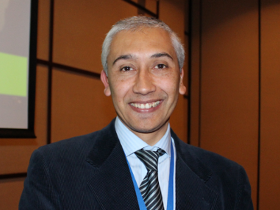 Dr. Arnoldo Riquelme Pérez
