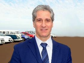 Dr. Andrés Pumarino Meléndez