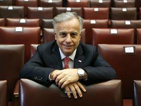 Dr. Emilio Santelices Cuevas