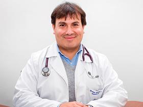 Dr. Raúl Barrero Vironneau