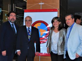 Dres. Alejandro Álvarez, Jaime Tapia, María Angélica Palomino y Daniel Zenteno