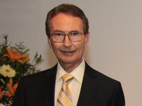 Dr. Héctor Díaz Yarrá