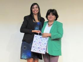 Dras. Macarena Salinas y Gloria Méndez
