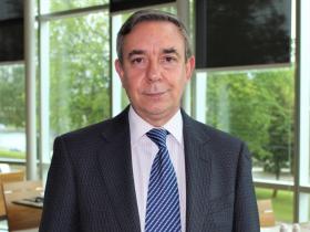 Dr. Mario Calvo Gil