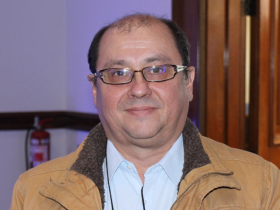 Dr. Mauricio Ruiz Carmona