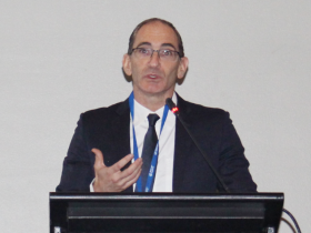 Dr.  José Rodríguez Palomares