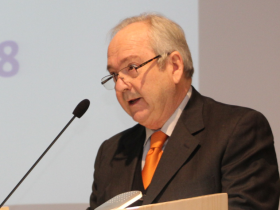 Dr. Alberto Maiz Gurruchaga