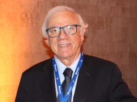 Dr. Fernando Vio Del Río