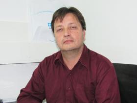 Dr. Gustavo Bresky Ruíz