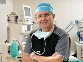 Dr. Misael Ocares Urzúa