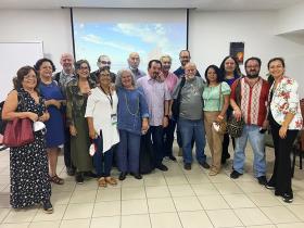 Parte del equipo que participó en publicación de CLACSO
