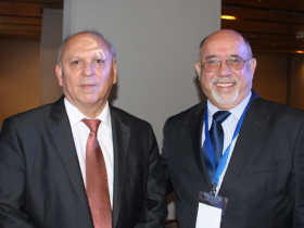 Dres. Álex Valenzuela y Víctor Saavedra