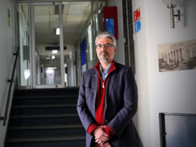 Dr. Eduardo Tobar Almonacid