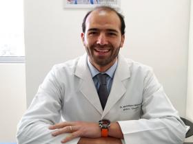 Dr. Maximiliano Mujica Rojas