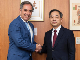 Dr. Miguel O´Ryan y Sr. Tanaka