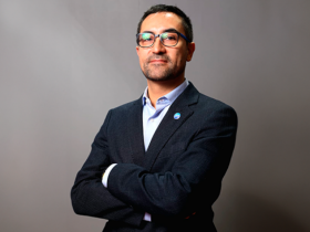 Dr. Carlos Riquelme