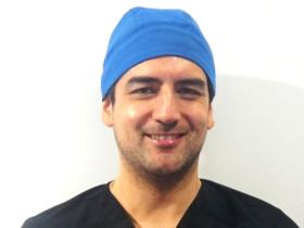 Dr. Alejandro Vásquez