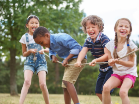 protección de la infancia, salud, educación, bienestar