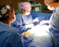 Sembrando Salud, operativos médicos, operativos quirúrgicos, listas de espera, listas de espera quirúrgica, salud pública, voluntariado médico, cirugías gratuitas, acceso a la salud, atención médica, pacientes vulnerables, Región de Antofagasta, Antofagasta, Taltal, Tocopilla, Mejillones, Universidad de Antofagasta, Pedro Ziede, cirugía infantil, cirugía vascular, fístulas arteriovenosas, insuficiencia renal crónica, diálisis, operativos de salud, médicos voluntarios, hospitales de baja complejidad, descentralización de la salud, reducción de listas de espera, responsabilidad social en salud, salud regional, atención quirúrgica, medicina solidaria.