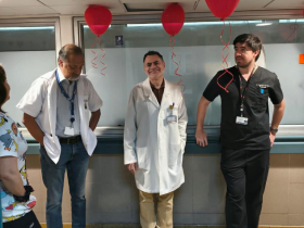 operativo cardiológico, operativo médico, salud cardiovascular, cardiología, lista de espera, lista de espera cardiológica, atención cardiológica, enfermedades cardiovasculares, prevención cardiovascular, factores de riesgo cardiovascular, cardiopatía coronaria, cardiopatía isquémica, ecocardiograma, test de esfuerzo, Holter de ritmo, electrocardiograma, marcapasos, hemodinamia, cardiología intervencional, estenosis aórtica, Hospital Regional Dr. Juan Noé, Hospital Regional de Arica, Arica, Región de Arica y Parinacota, Eduardo Ramírez, Universidad Santo Tomás, Mes del Corazón, hipertensión arterial, diabetes, tabaquismo, sedentarismo, salud pública, atención especializada, brechas de acceso a la salud, especialistas en cardiología, Gobierno Regional de Arica y Parinacota