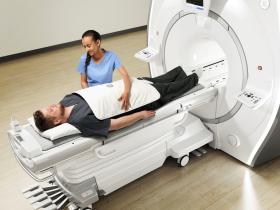 resonancia magnética biparamétrica, hospital de los ángeles, cáncer de próstata
