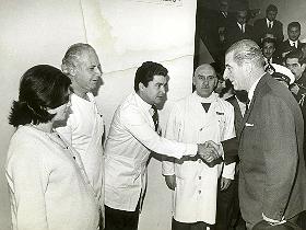Tal fue el revuelo, que el presidente Eduardo Frei Montalva quiso felicitar al equipo médico