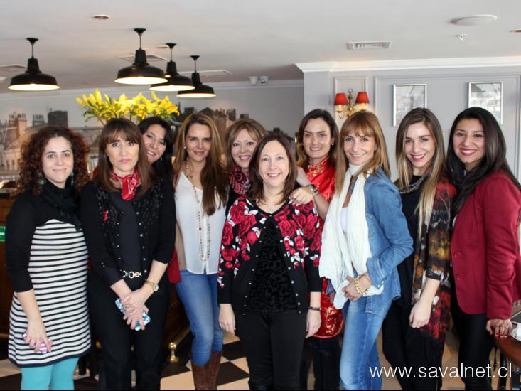 Mujeres de Rojo