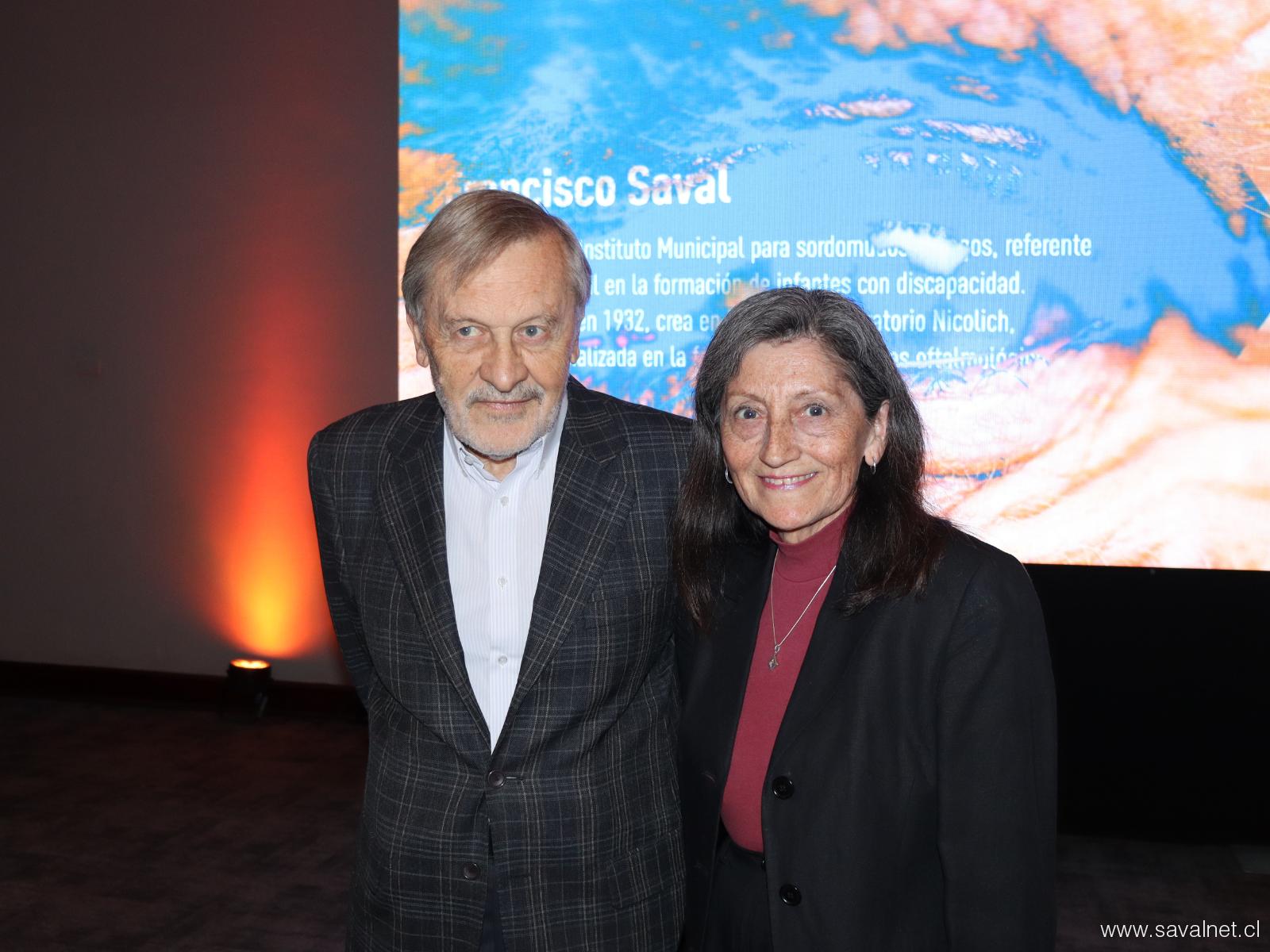 Laboratorios SAVAL celebra 87 años de línea oftalmológica
