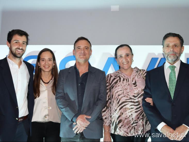 Arte y medicina se reúnen en el Calendario SAVAL 2026