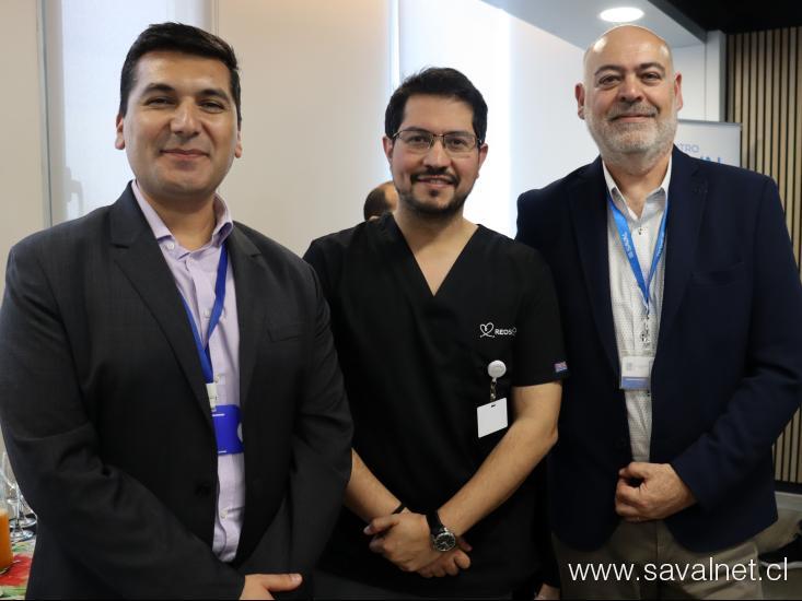 RedSalud Santiago acoge a Centro SAVAL
