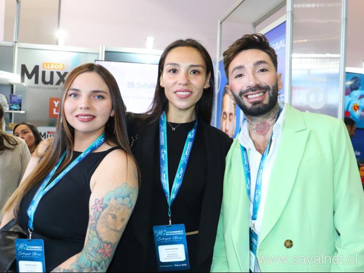 Laboratorios SAVAL en DÑ Connect